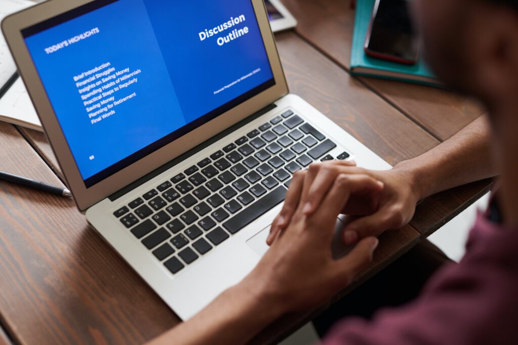 5 Websites for Free Online Courses.