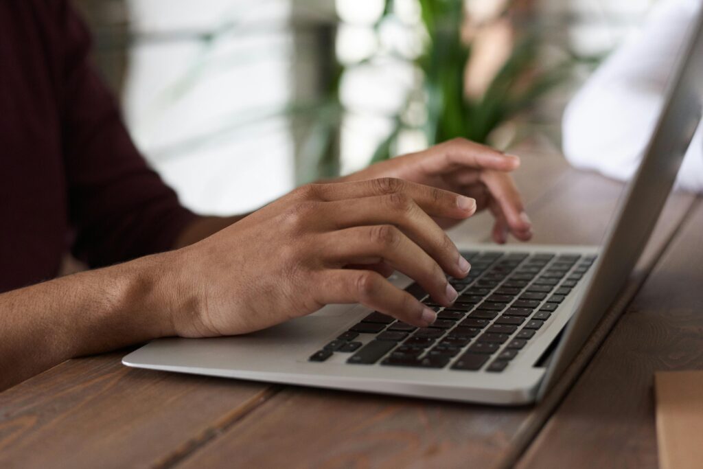 How to Make Your Fiverr and Upwork Profile Stand Out in 2025.
